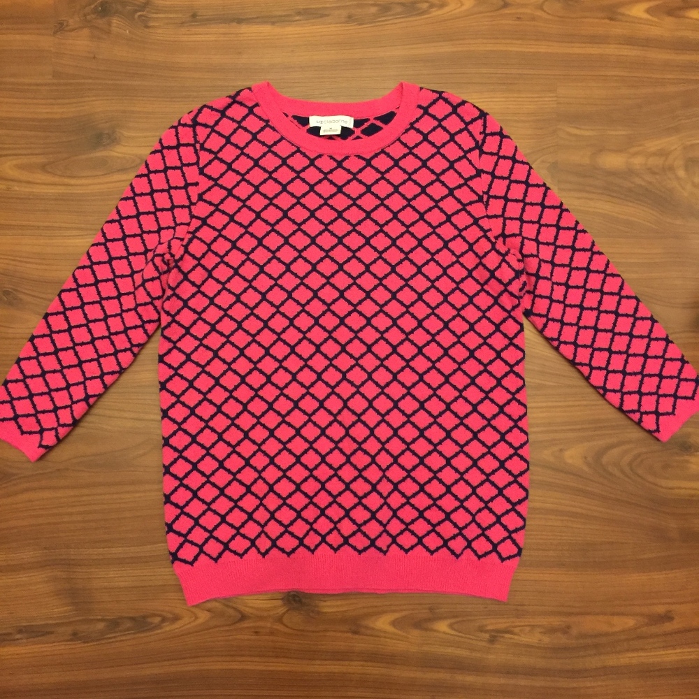 ❤️ NEW Liz Claiborne Geometric Print Sweater
